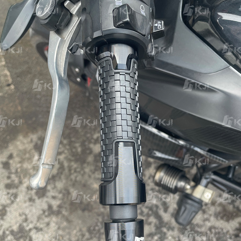 لياماها XMAX/NMAX/NVX/AEROX 30 - مراجعة Nmax Tech Max Accessories وسعره