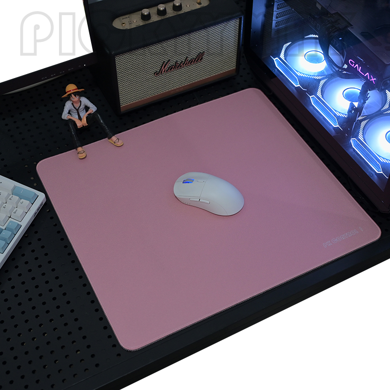 PICKYYMAY Pk Control 1 Design  - مراجعة Mouse Charging Pad وسعره