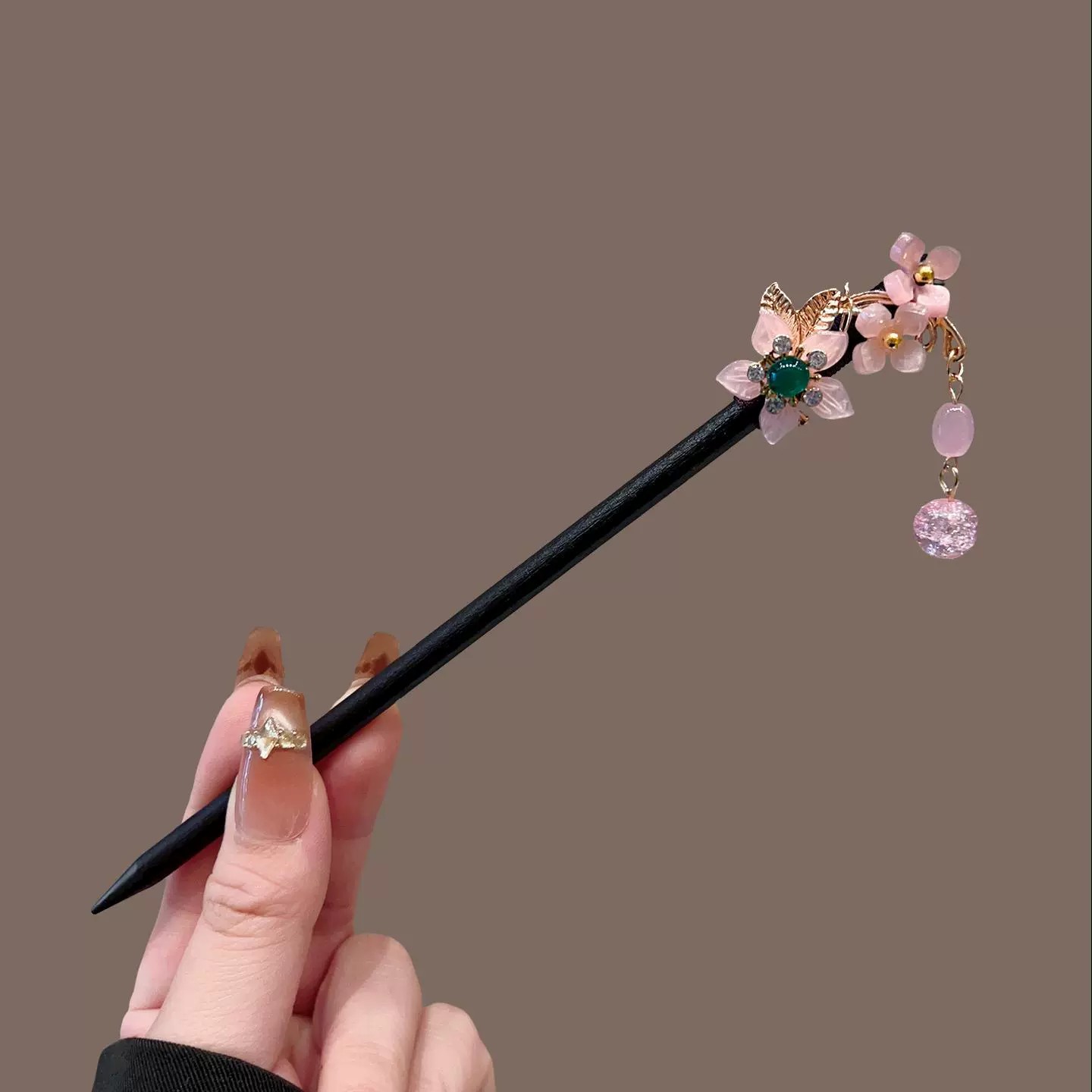 دبوس شعر خشبي عتيق للنساء عصا  - مراجعة Tech Accessories Women وسعره