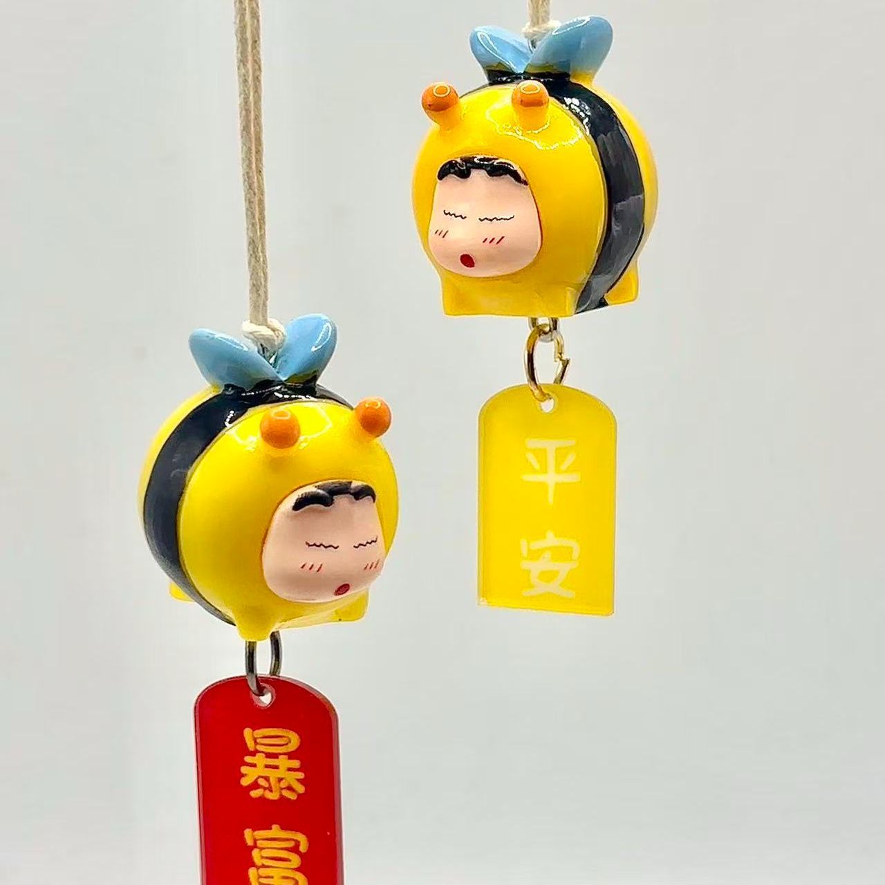 تمثال شخصية كرايون شين-تشان بز - مراجعة Tech Car Accessories وسعره